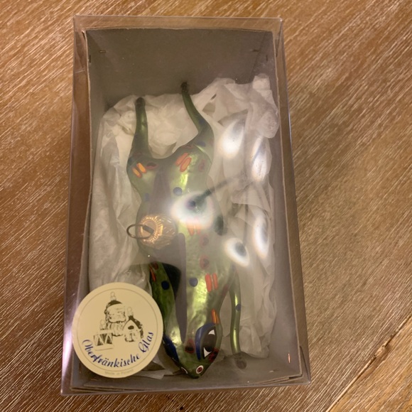 Fine Glass Ornament - Picture 3 of 11